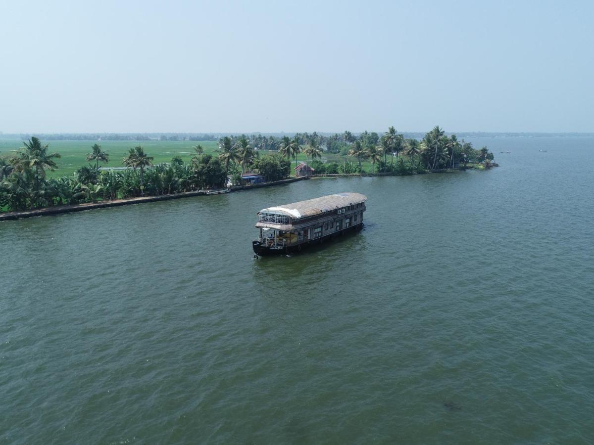 Friends Cruise, Nightstay Houseboat Alappuzha Exterior photo