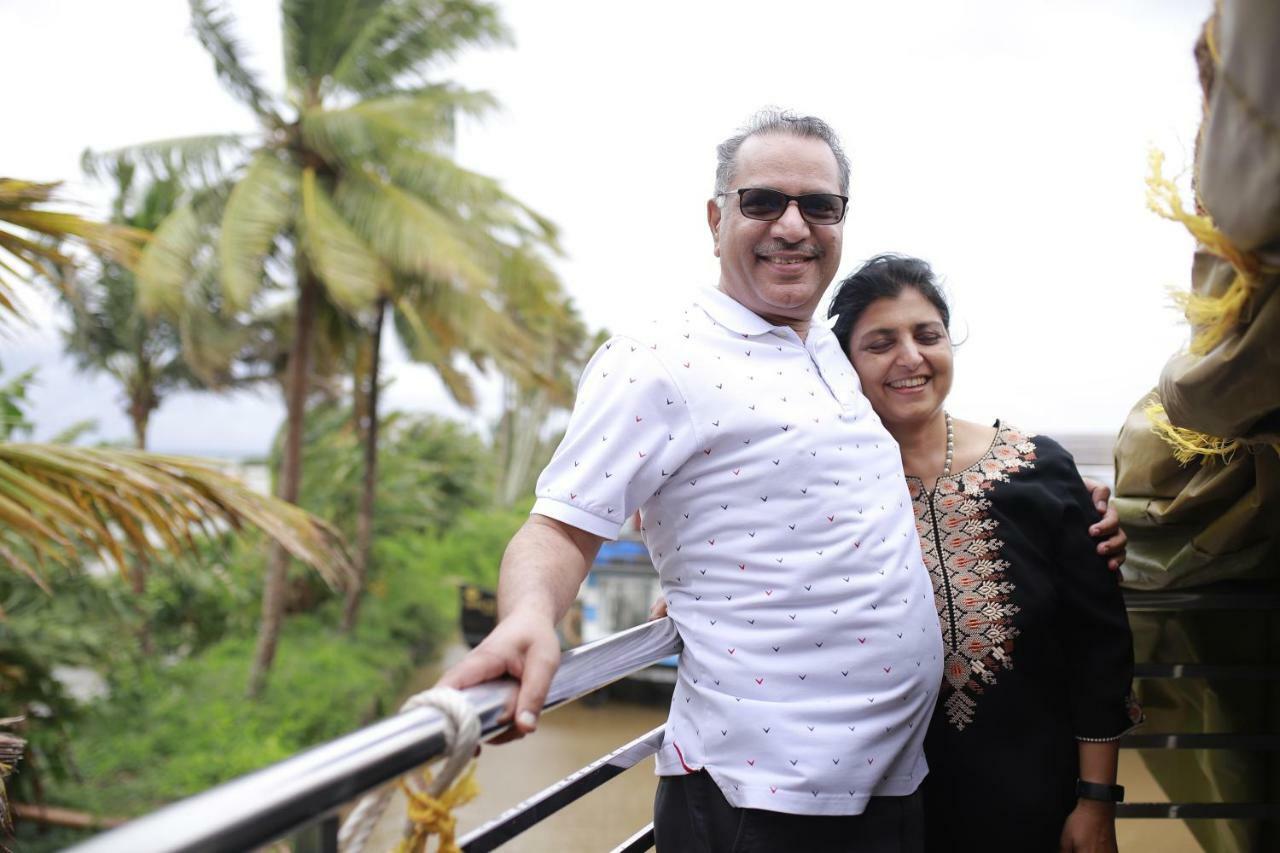 Friends Cruise, Nightstay Houseboat Alappuzha Exterior photo